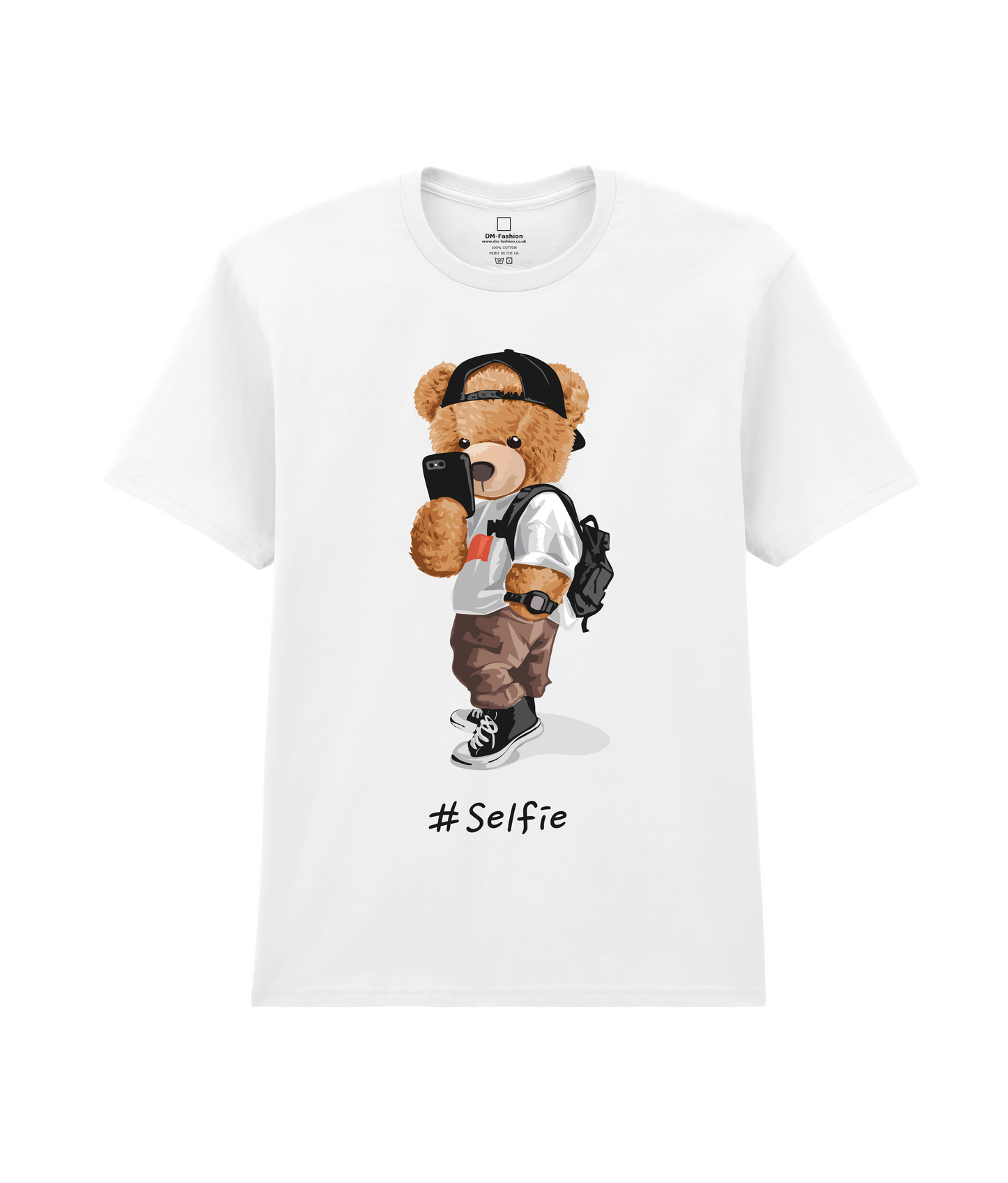 "#Selfie Streetwear T-Shirt | Trendy Urban Graphic Tee"